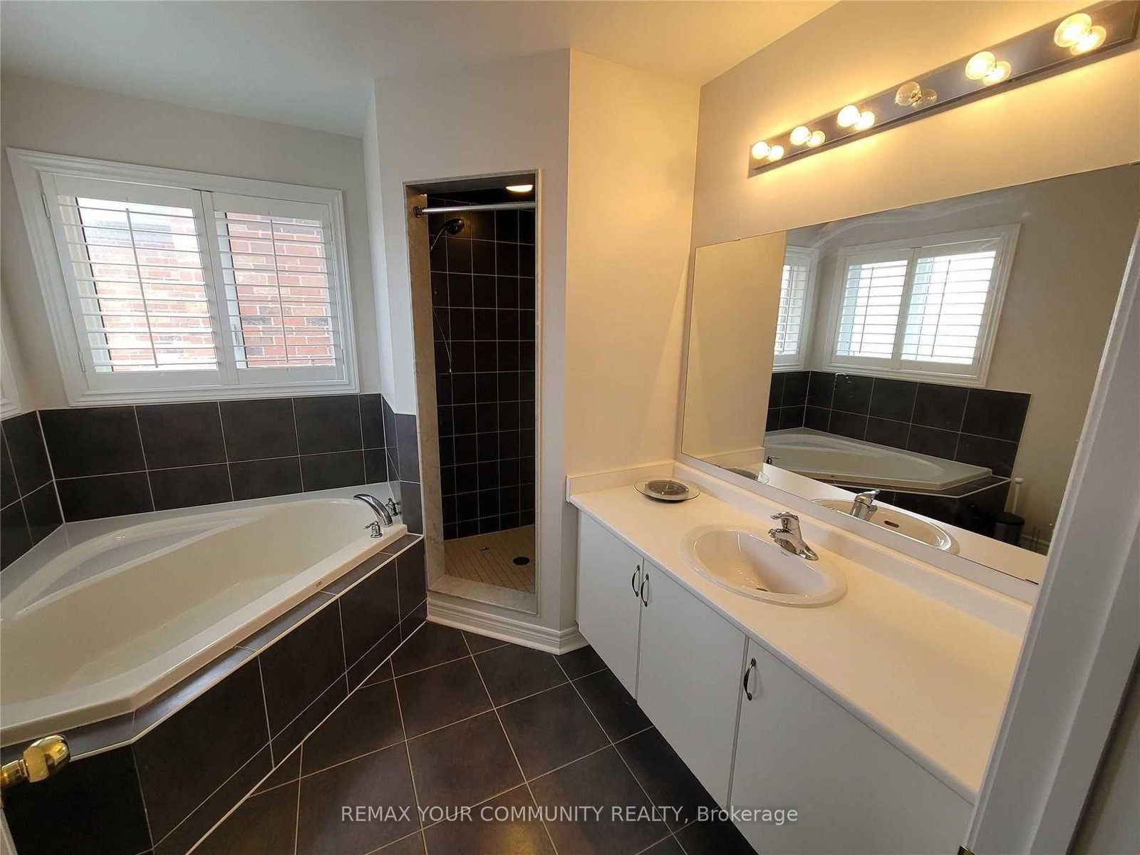 Detached House for lease at 5 Bellcroft Lane, Markham, Ontario, L6B 0N7 - Cornell - MLS: N13006976