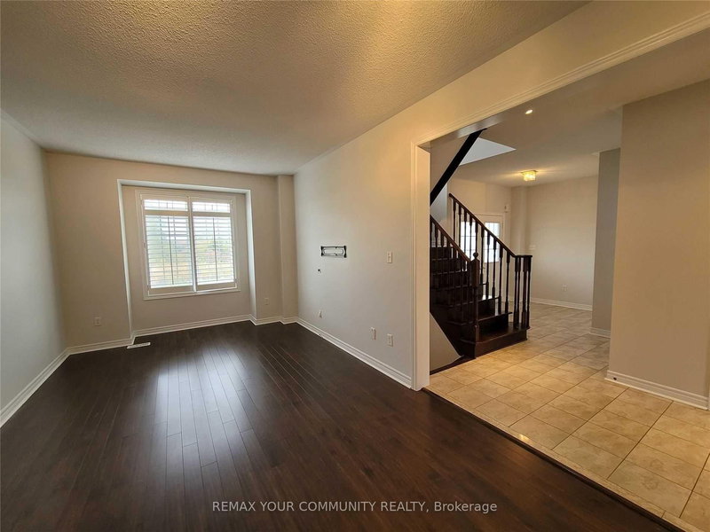 5 Bellcroft Lane, Markham, L6B 0N7 | Image 2