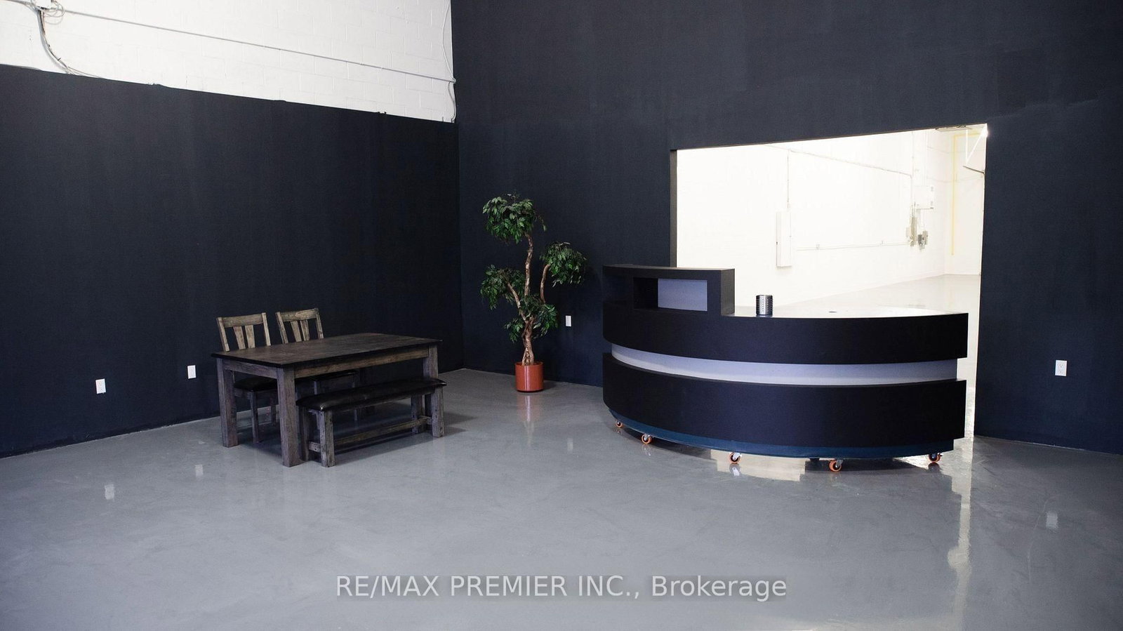 5732 Highway 7 Road, Unit 8 - Photo 9