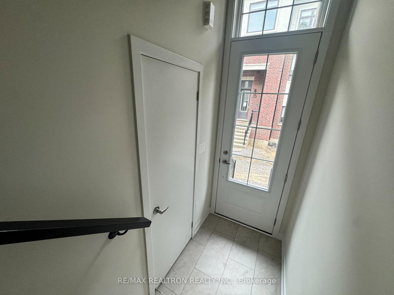 34 Chapple Lane, Richmond Hill, L4B 0J7 | Image 3