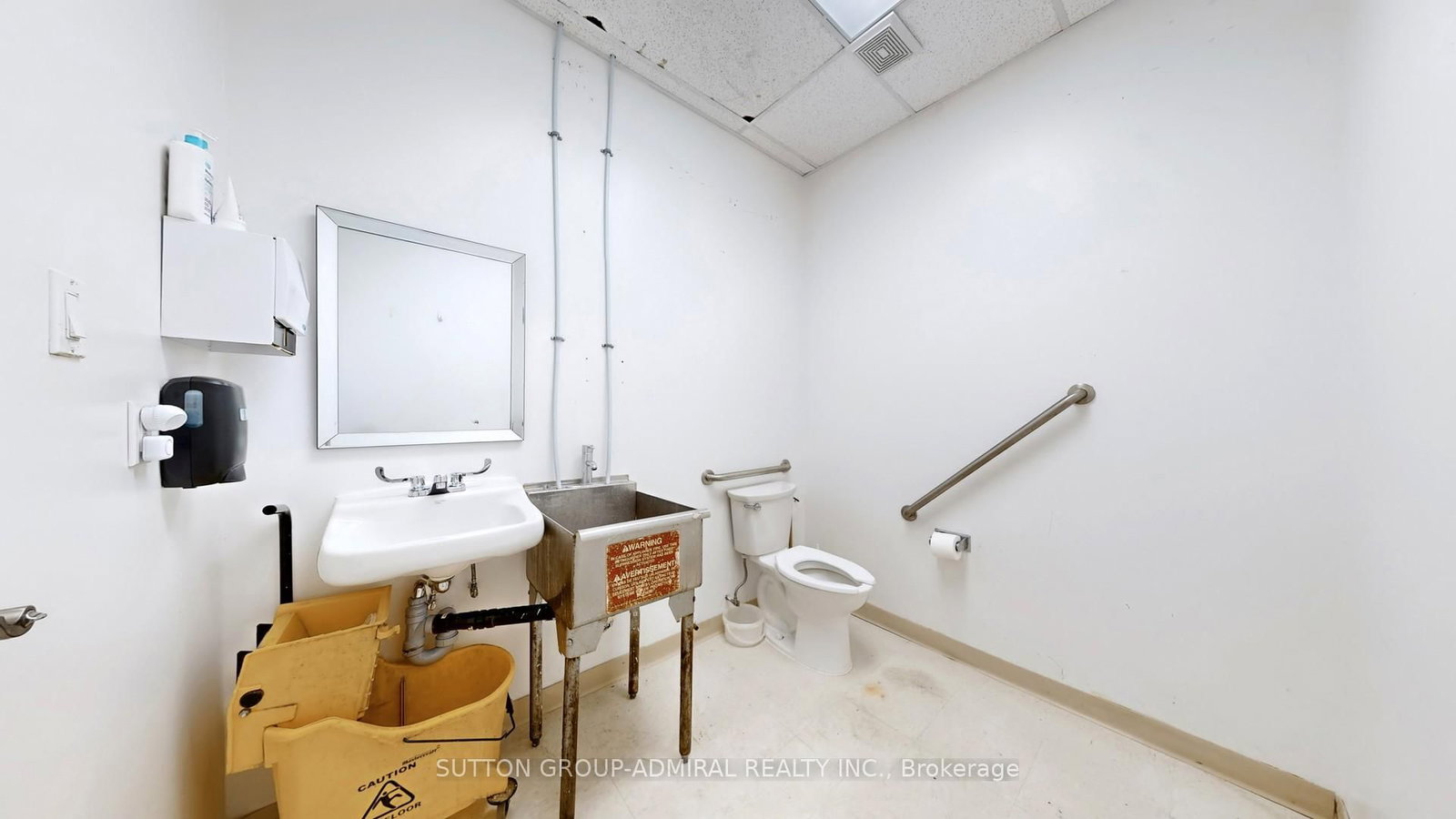 9001 Dufferin Street, Unit A-4 - Photo 40