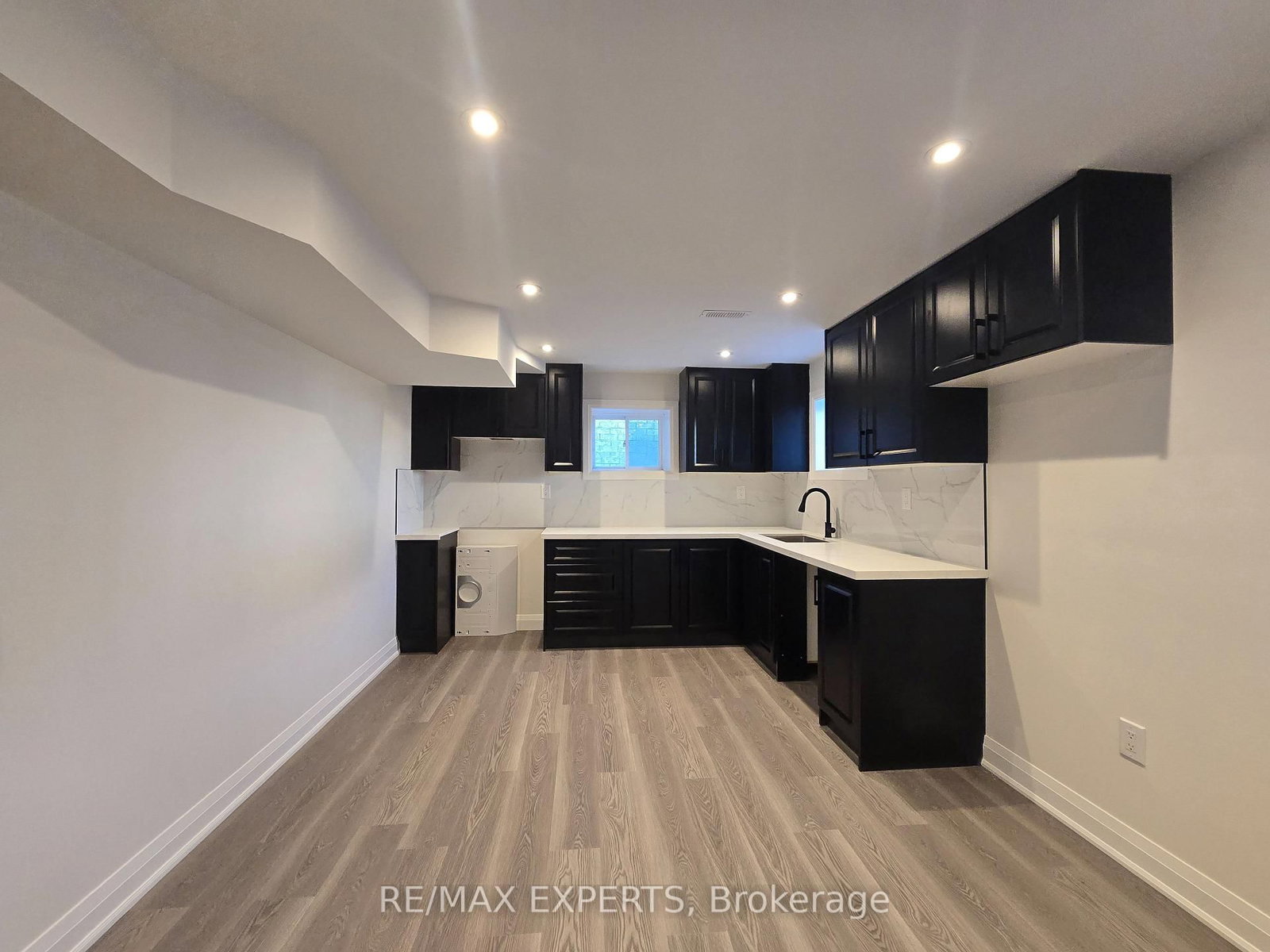 42 Watershed Gate, Unit Bsmt - Photo 5