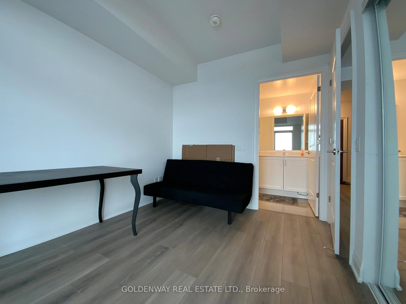 10 Gatineau Drive, Unit 707 - Photo 18