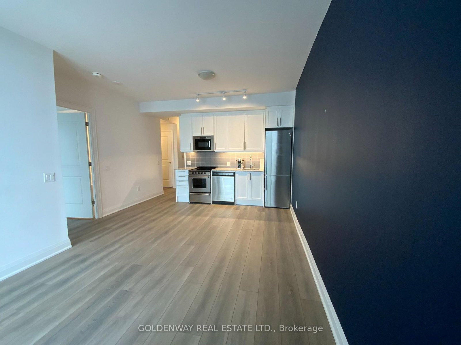 10 Gatineau Drive, Unit 707 - Photo 3
