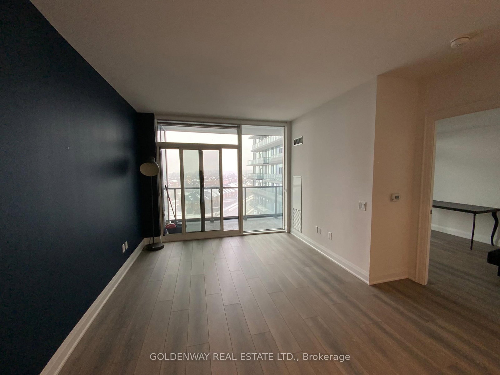 10 Gatineau Drive, Unit 707 - Photo 4