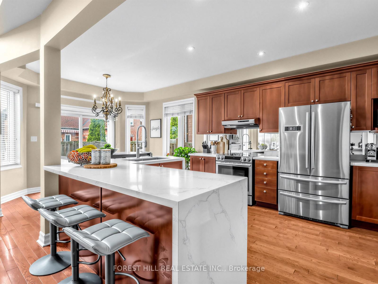 Detached House for sale at 65 Victoria Wood Avenue, Markham, Ontario, L6E 1K2 - Greensborough - MLS: N13007470