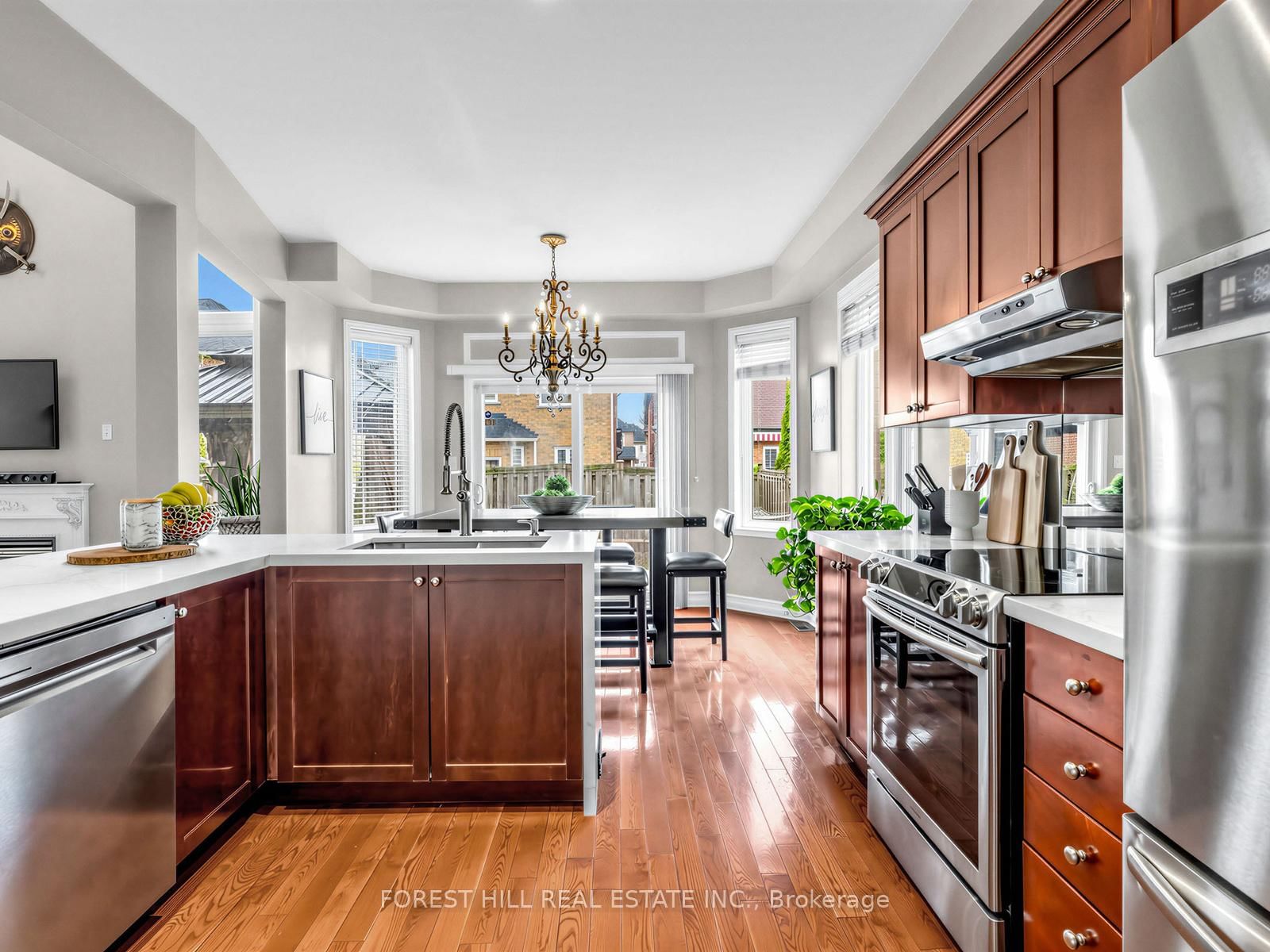 Detached House for sale at 65 Victoria Wood Avenue, Markham, Ontario, L6E 1K2 - Greensborough - MLS: N13007470