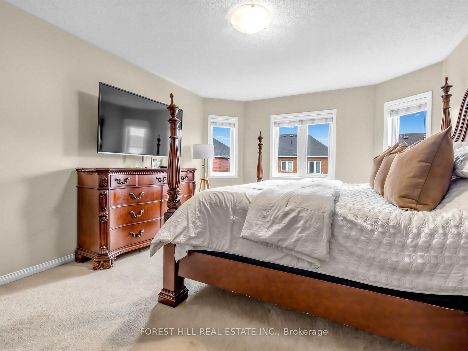 Detached House for sale at 65 Victoria Wood Avenue, Markham, Ontario, L6E 1K2 - Greensborough - MLS: N13007470