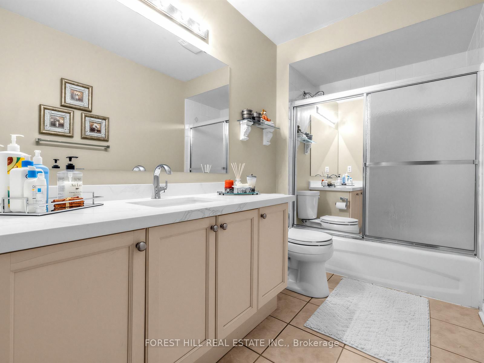 Detached House for sale at 65 Victoria Wood Avenue, Markham, Ontario, L6E 1K2 - Greensborough - MLS: N13007470