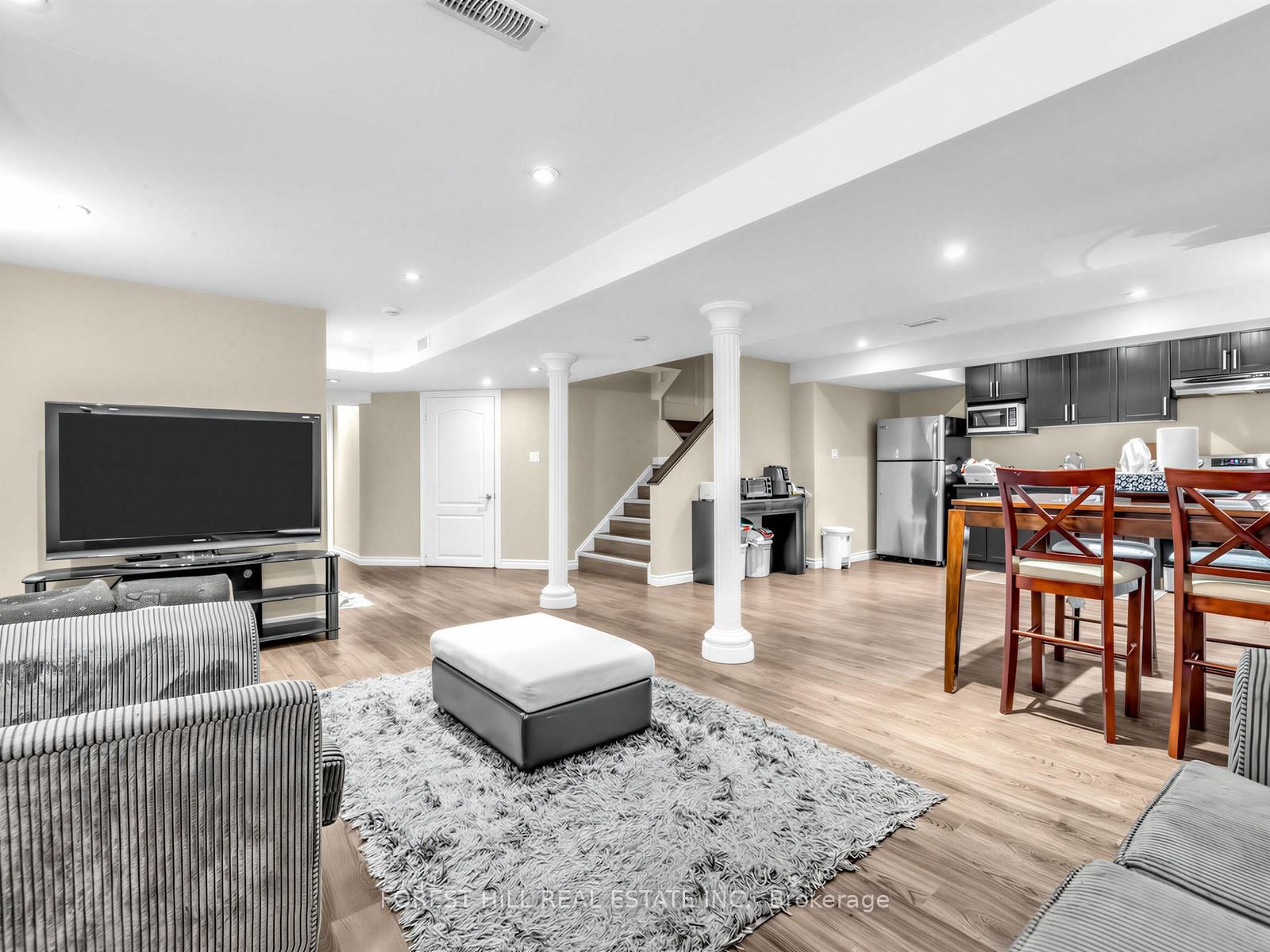 Detached House for sale at 65 Victoria Wood Avenue, Markham, Ontario, L6E 1K2 - Greensborough - MLS: N13007470