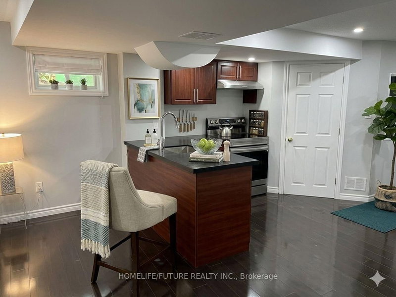 Bsmt - 34 Sunnyridge Ave, Whitchurch-Stouffville, L4A 0L2 | Image 3