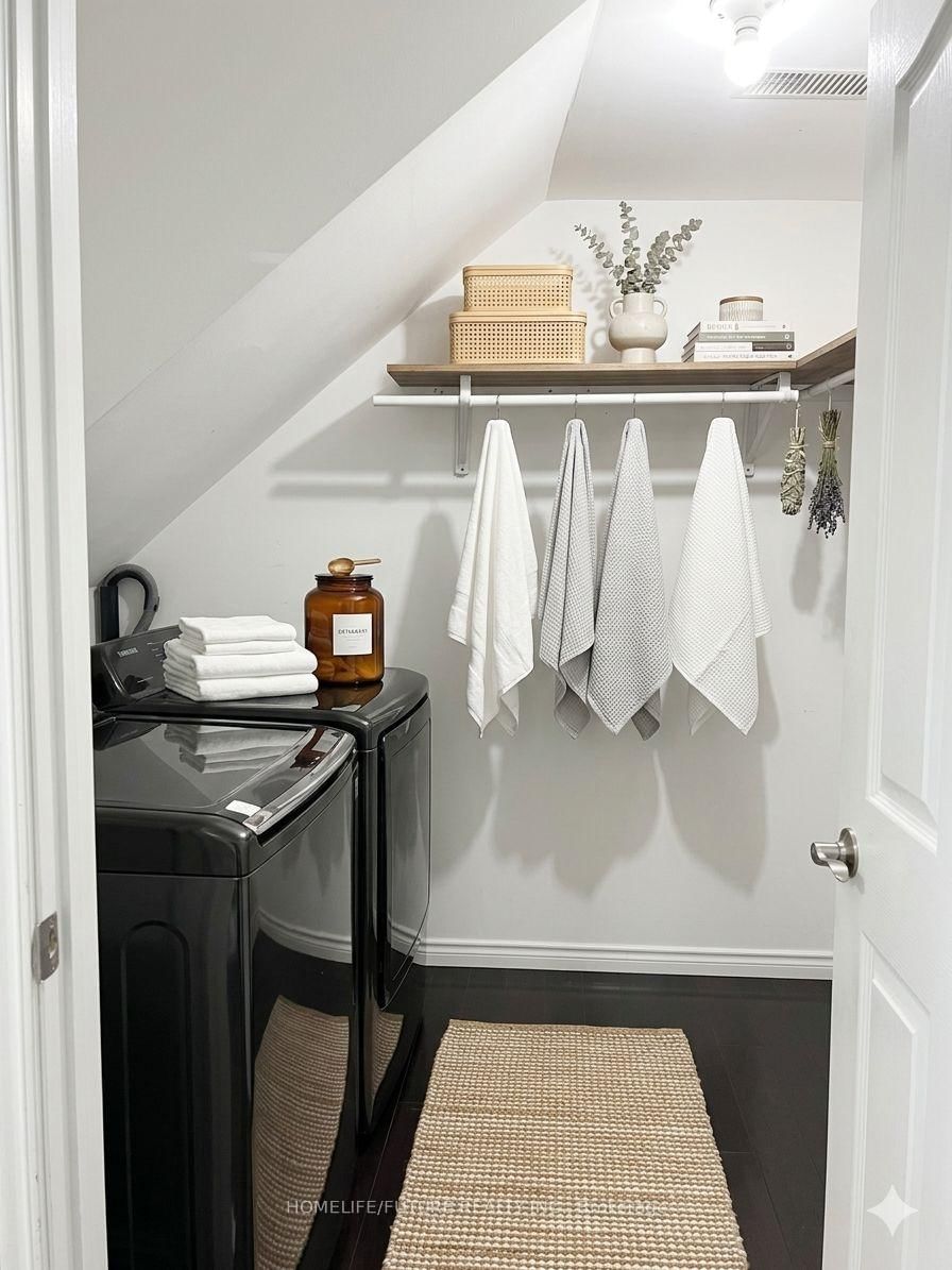 34 Sunnyridge Avenue, Unit Bsmt - Photo 6