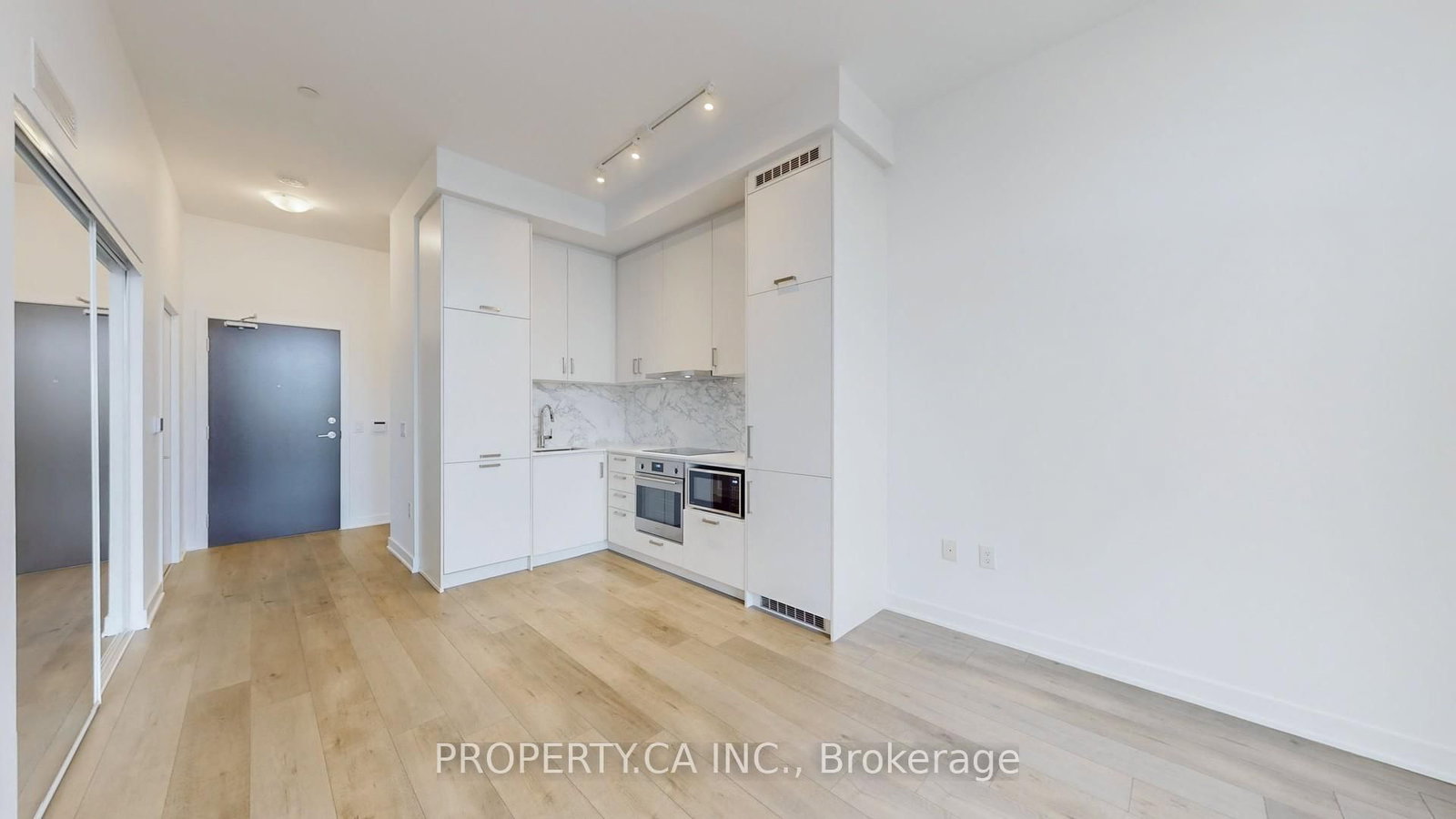 60 Honeycrisp Crescent, Unit 211 - Photo 4