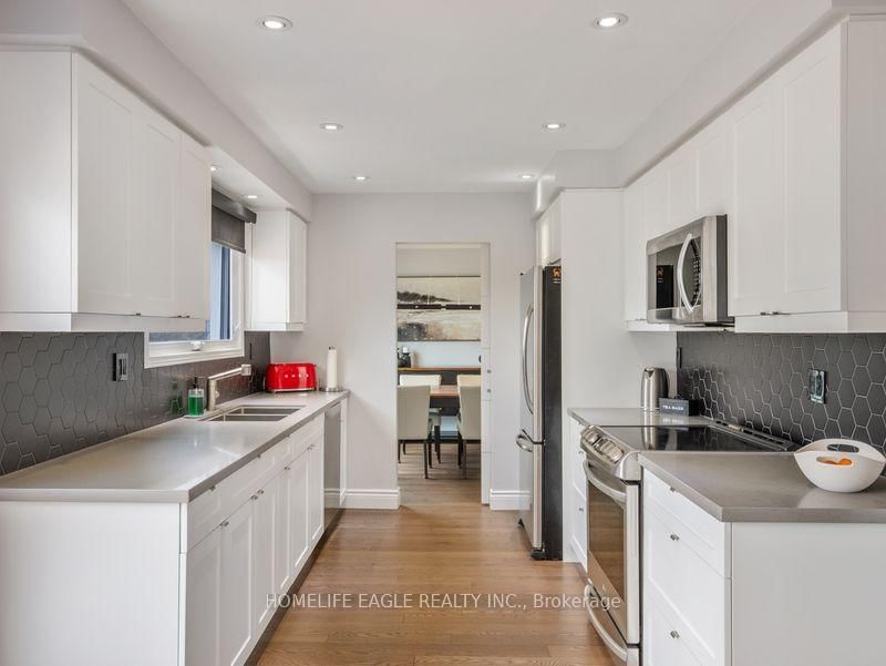 1592 Sideroad 15 - Photo 16