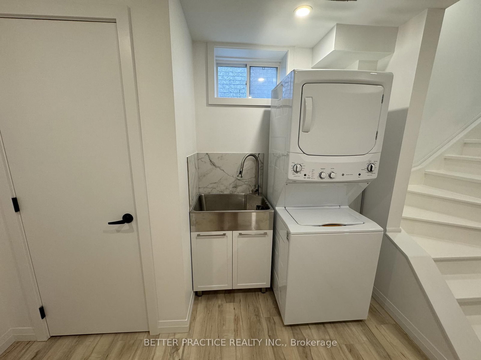 54 Weir Street, Unit Basemen - Photo 12