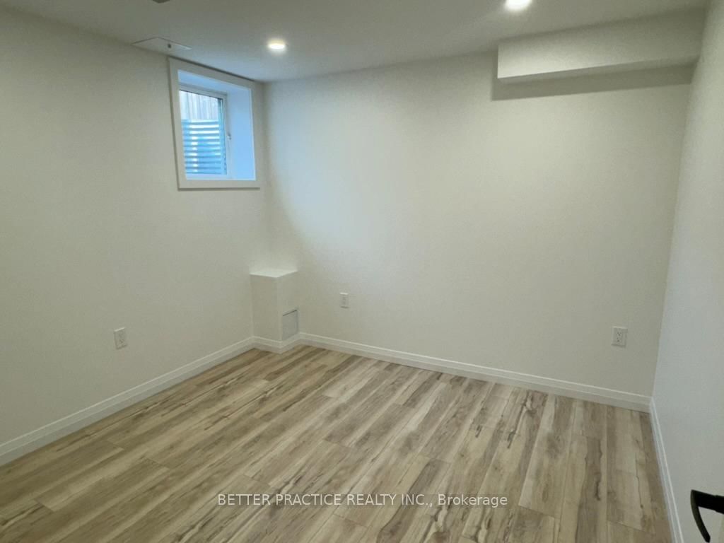 54 Weir Street, Unit Basemen - Photo 7