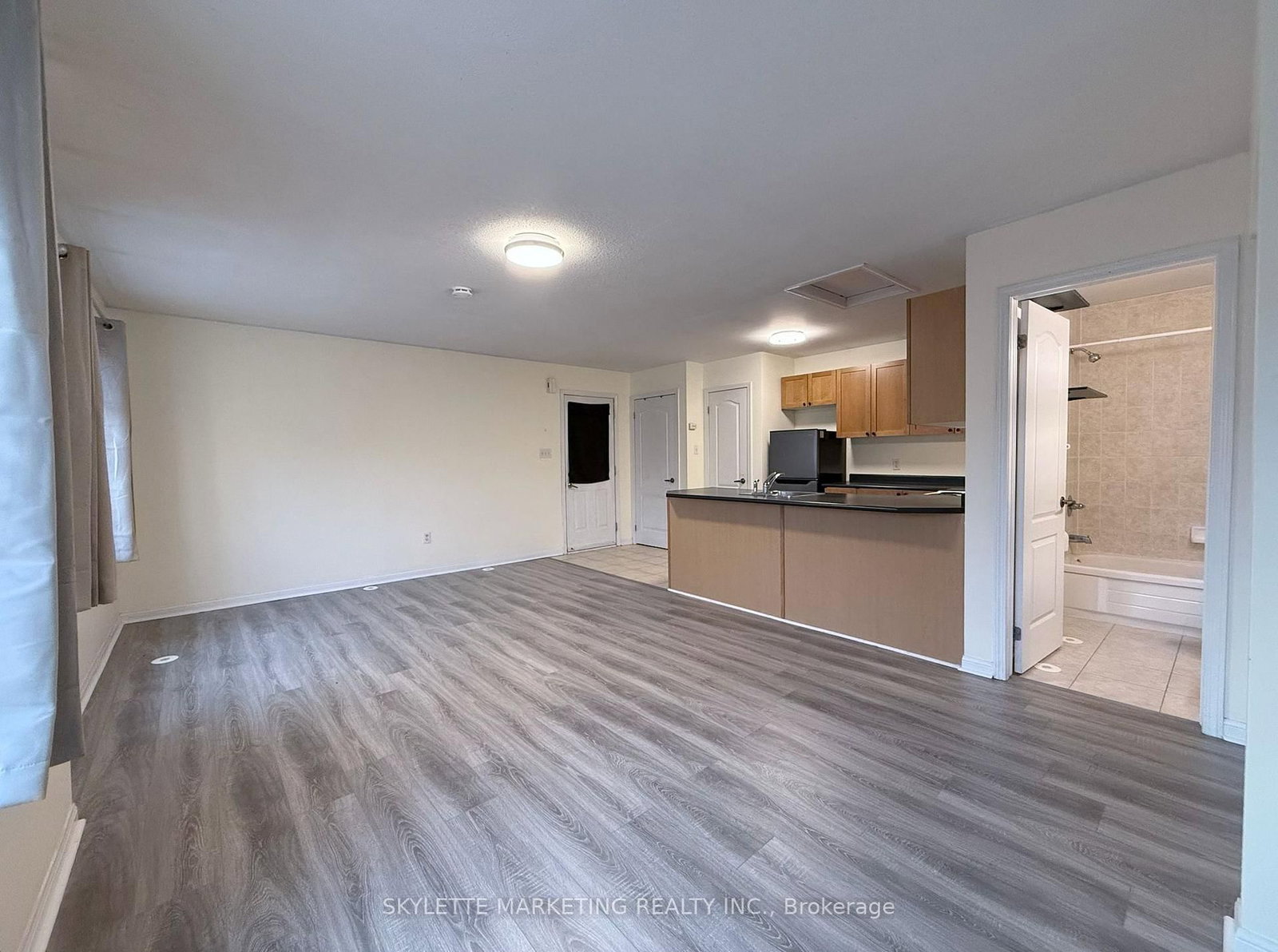 25 Rocking Horse Street, Unit Coach - Photo 4