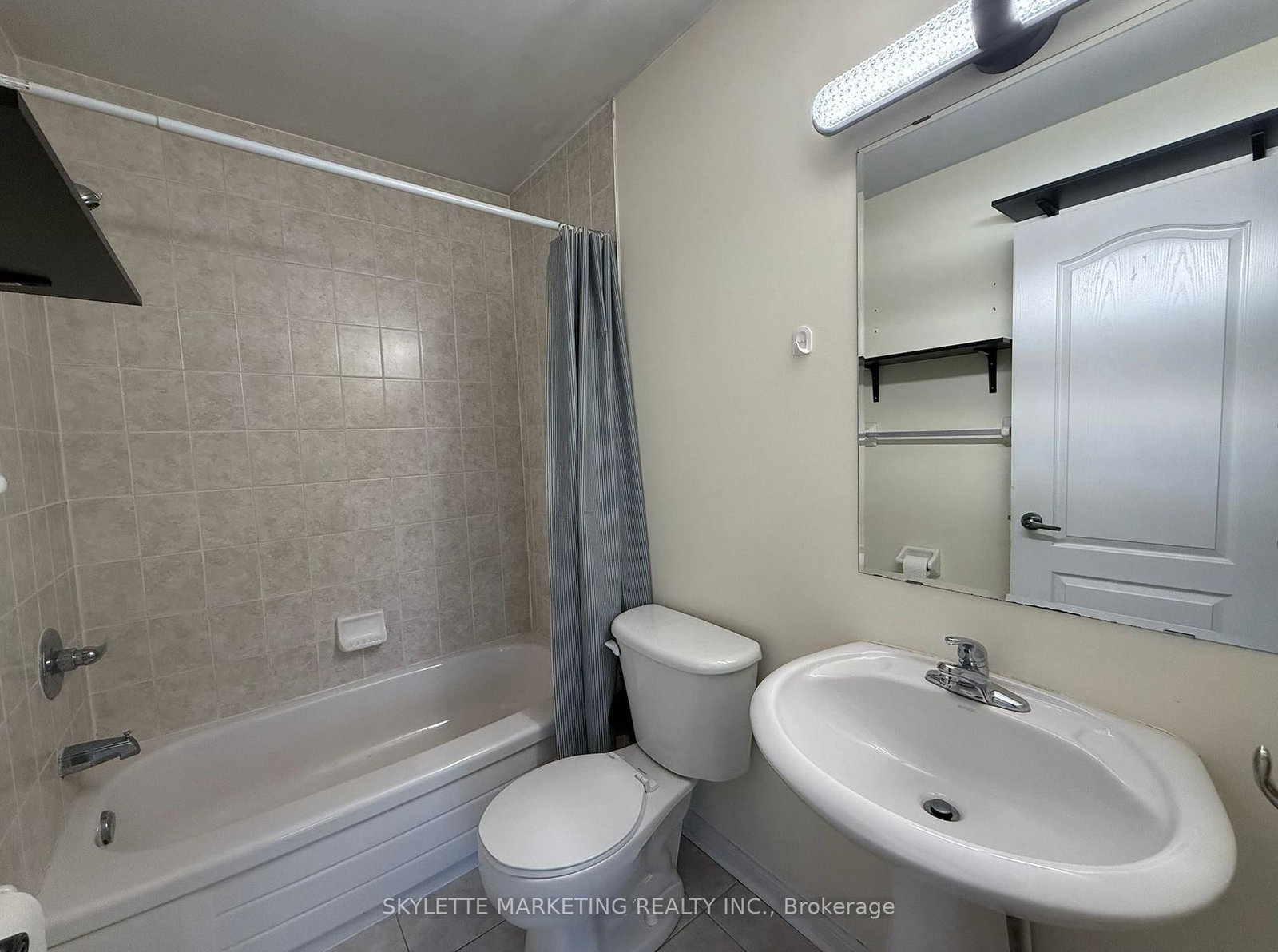 25 Rocking Horse Street, Unit Coach - Photo 5