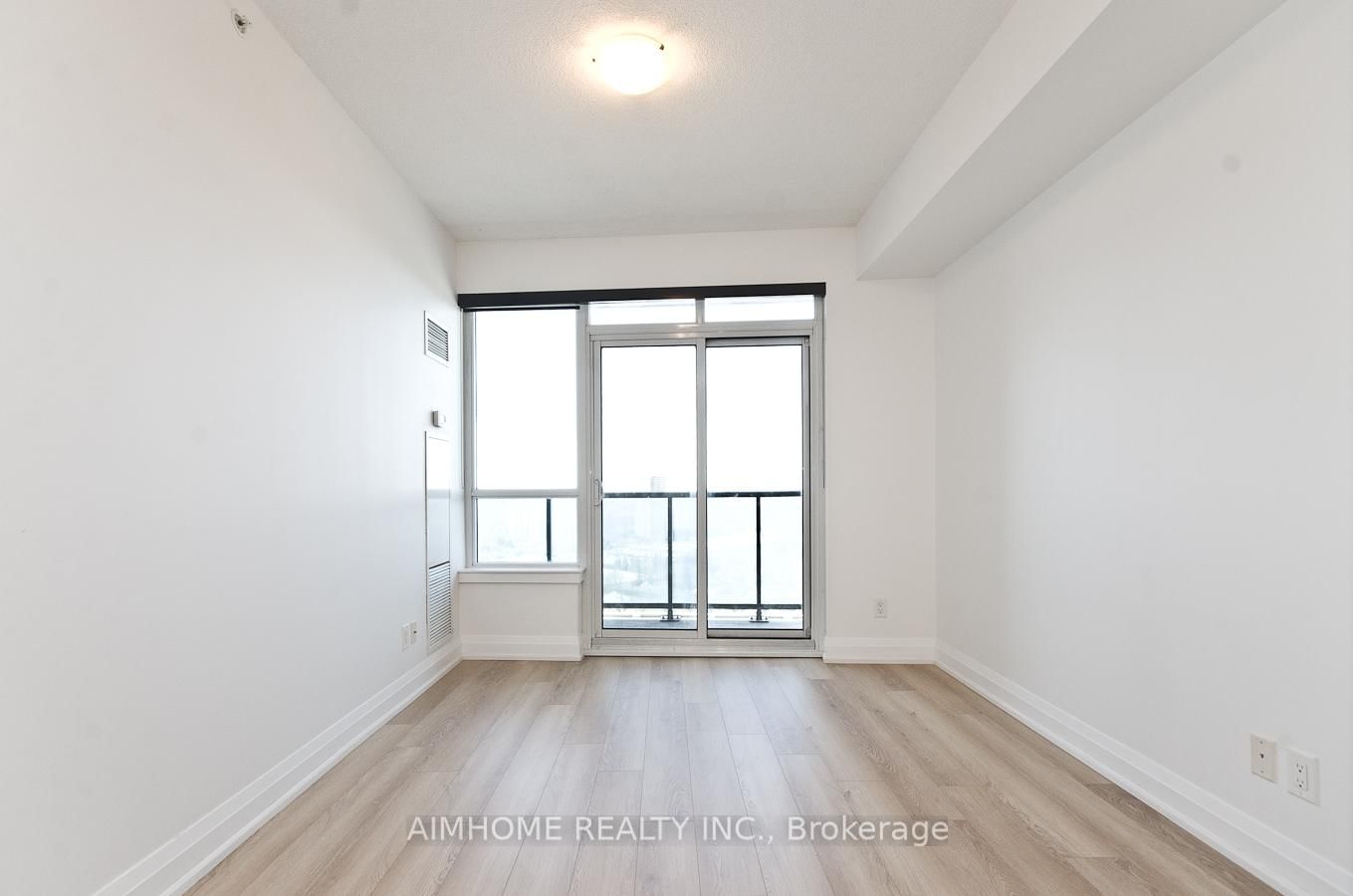 7171 Yonge Street, Unit 2310 - Photo 6