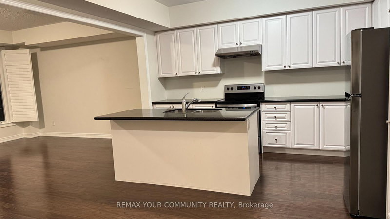 14 Presquile Lane, Markham, L6C 1N7 | Image 3