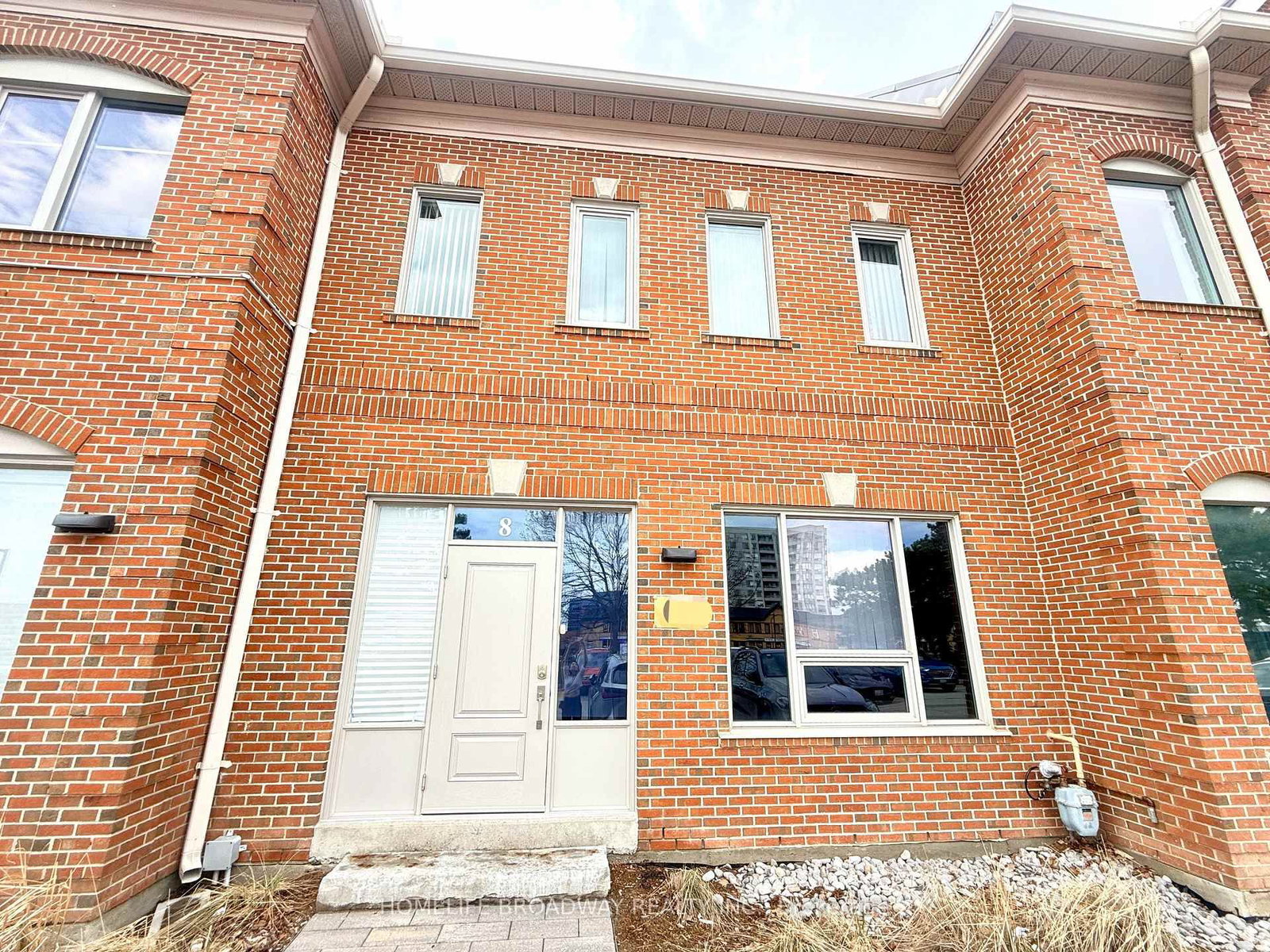 30 Wertheim Court, Unit 8 - Photo 2