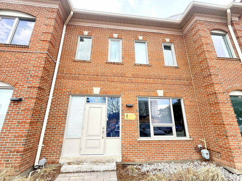 8 - 30 Wertheim Crt, Richmond Hill, L4B 1B9 | Image 2