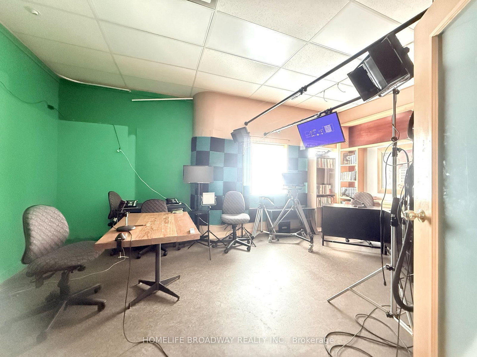 30 Wertheim Court, Unit 8 - Photo 7