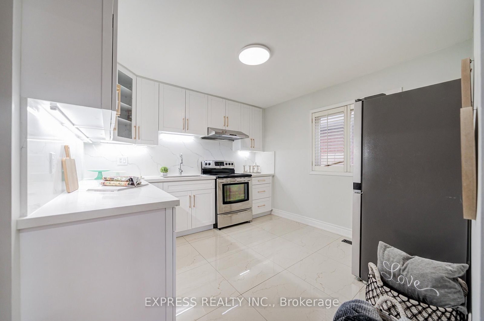 61 Trothen Circle - Photo 8