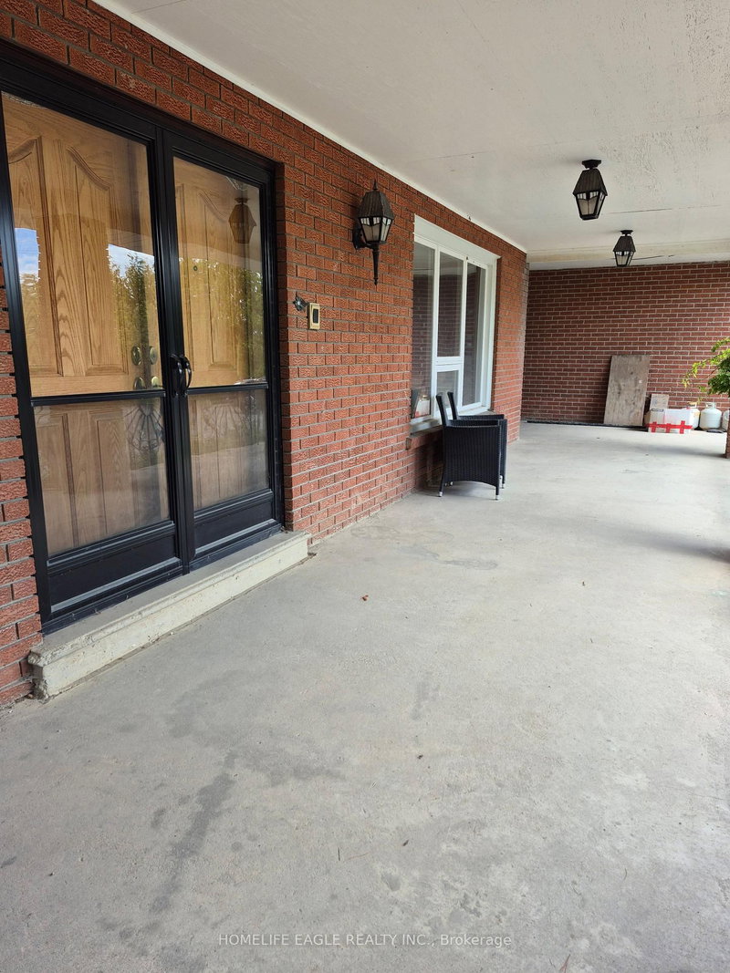 900 19th Ave, Richmond Hill, L4E 3R2 | Image 3