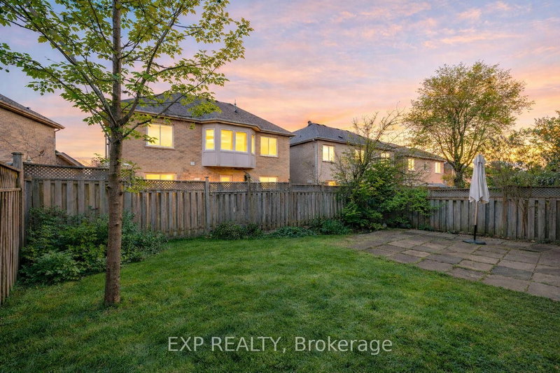 73 Kimono Cres, Richmond Hill, L4S 2G1 | Image 3