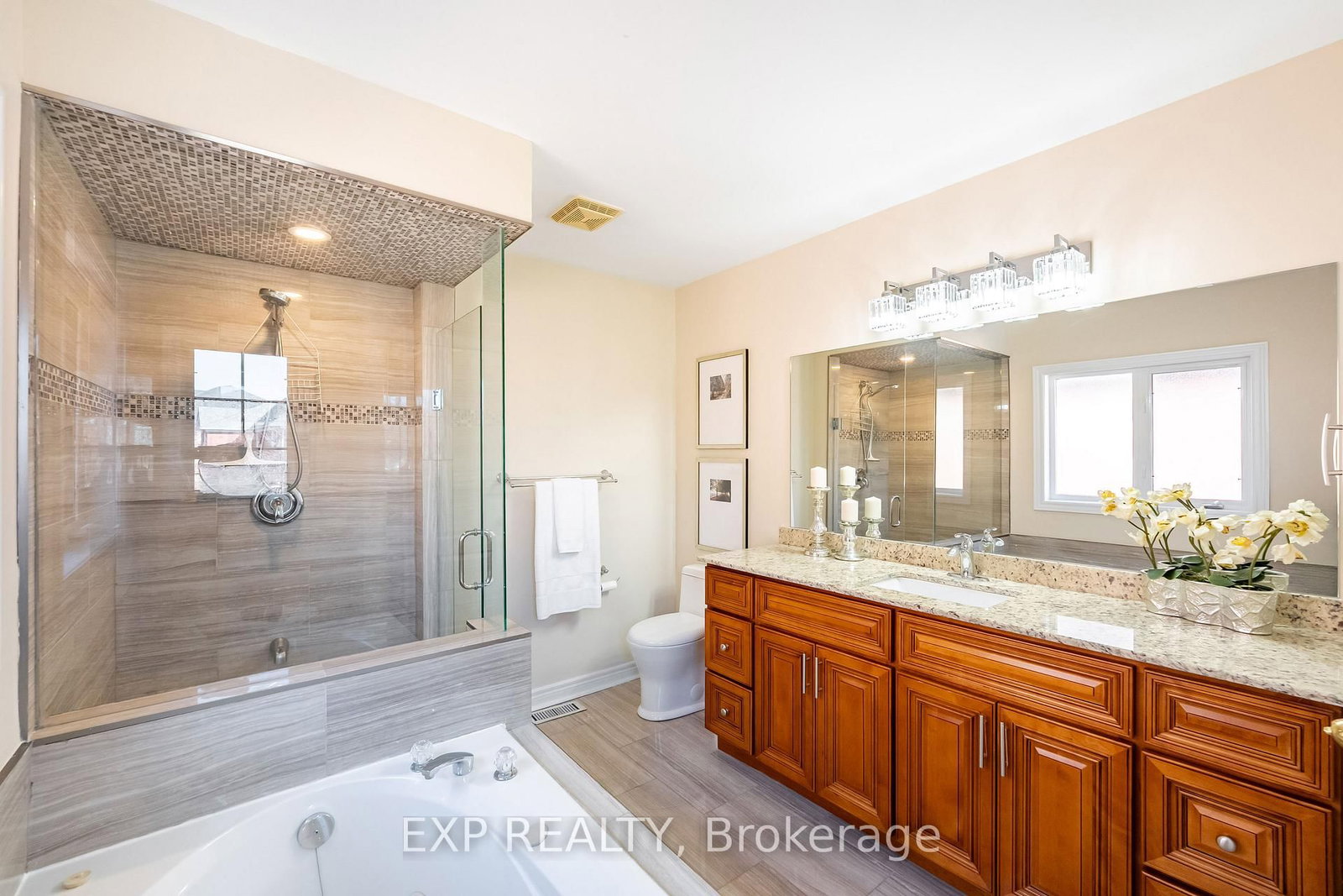 Detached House for sale at 73 Kimono Crescent, Richmond Hill, Ontario, L4S 2G1 - Rouge Woods - MLS: N13008422