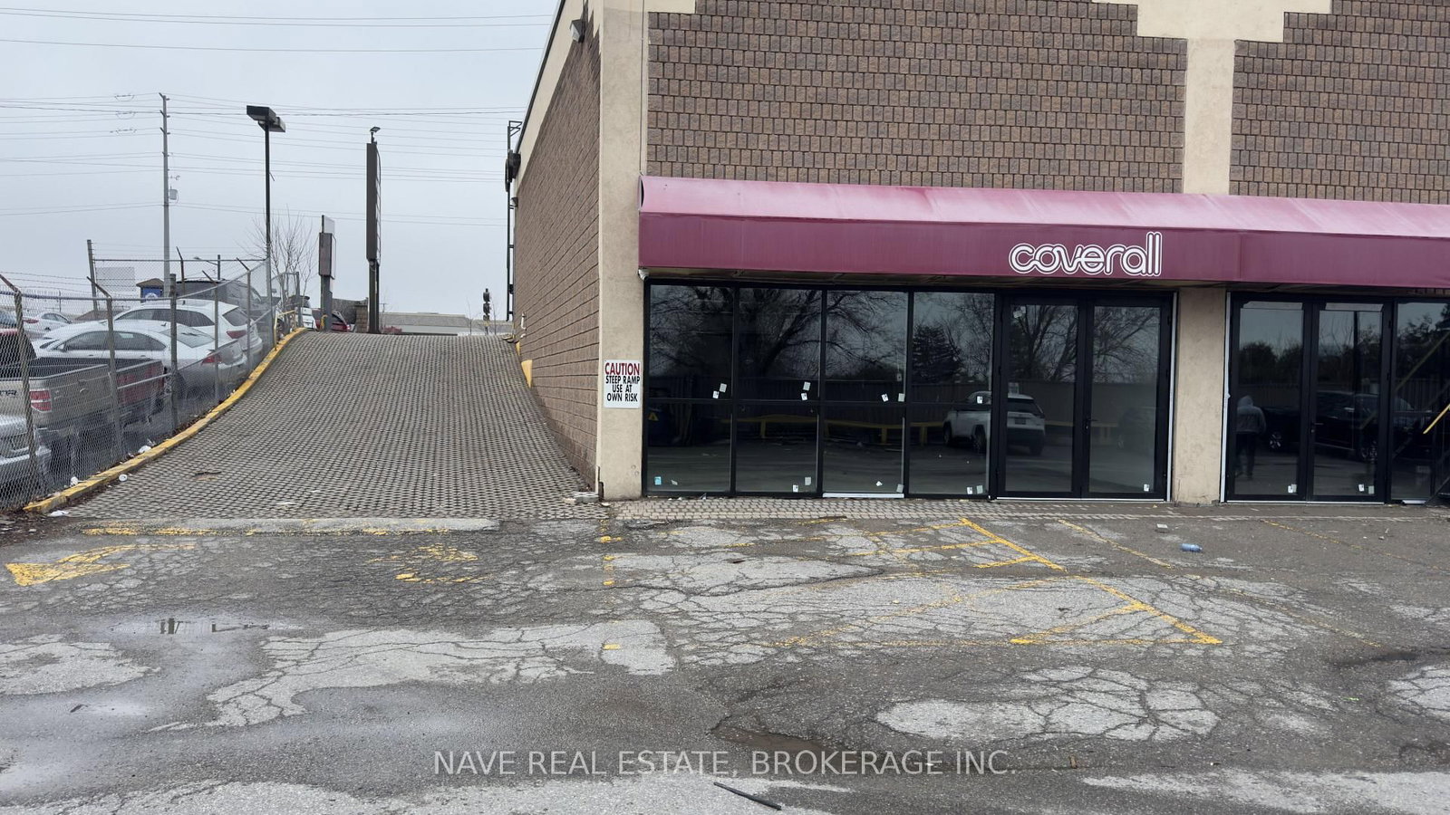 17335 Yonge Street, Unit 8