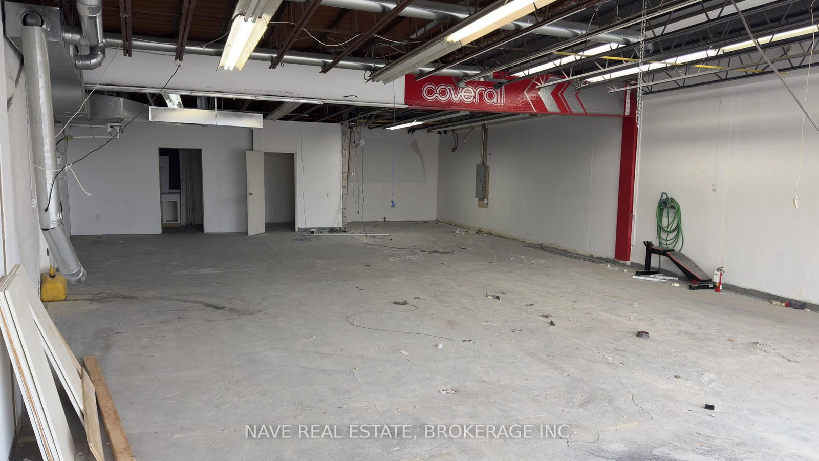 17335 Yonge Street, Unit 8 - Photo 6