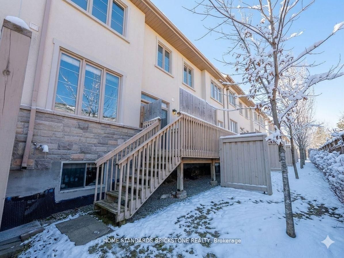 382 Highway 7 E, Unit TH15 - Photo 9