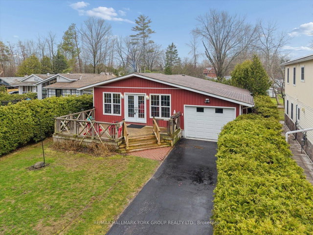 836 Crescent Beach Road