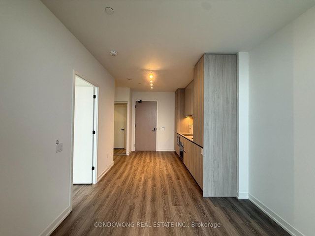 6005 - 8 Interchange Way