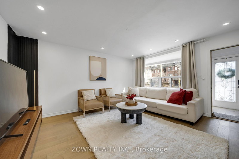 8312 Kipling Ave, Vaughan, L4L 2A8 | Image 3