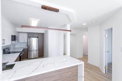 1206 - 120 Promenade Circ | Vaughan | Image