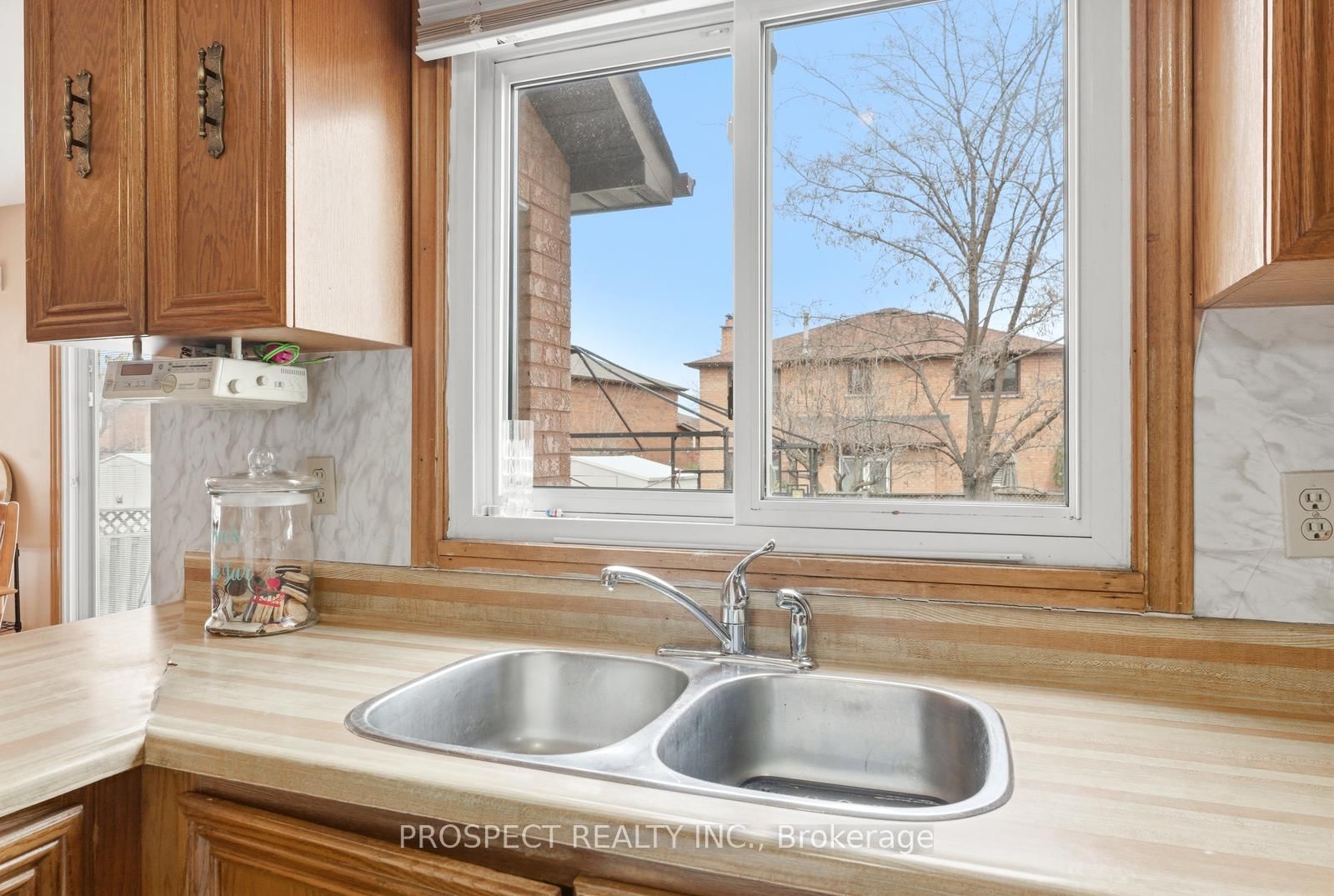 Detached House for sale at 8435 Martin Grove Road, Vaughan, Ontario, L4L 6G4 - West Woodbridge - MLS: N13009144