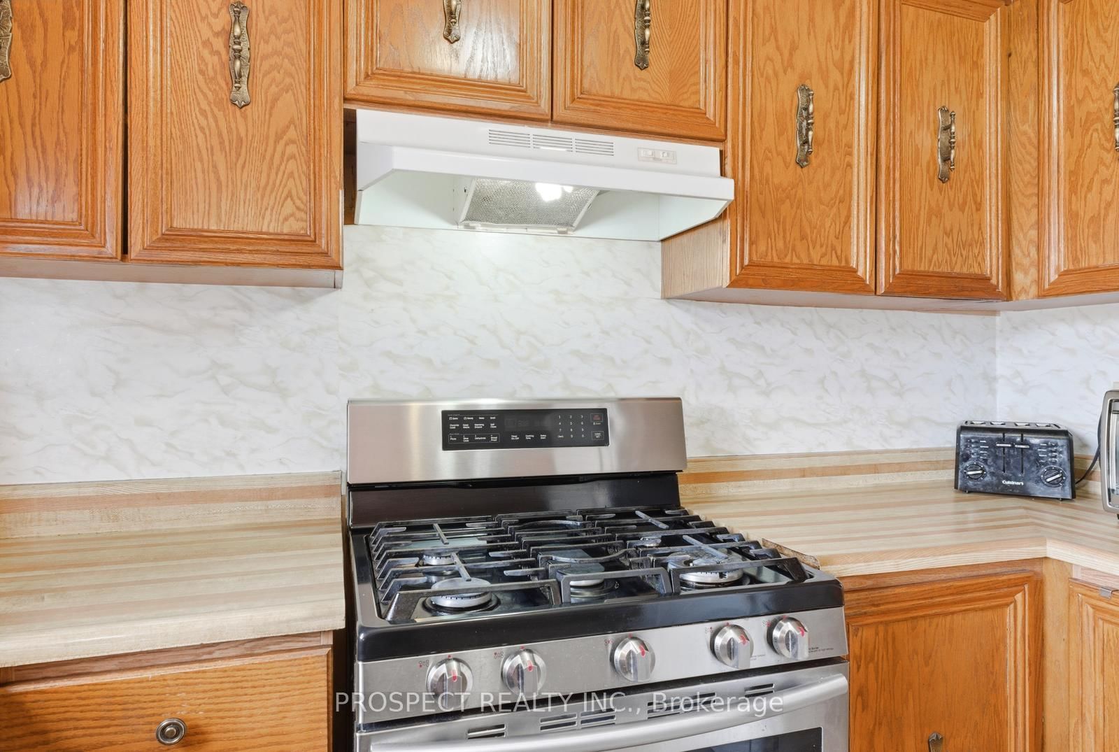 Detached House for sale at 8435 Martin Grove Road, Vaughan, Ontario, L4L 6G4 - West Woodbridge - MLS: N13009144