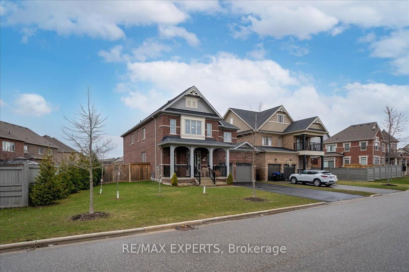 142 Martin Tr, New Tecumseth, L0G 1W0 | Image 2