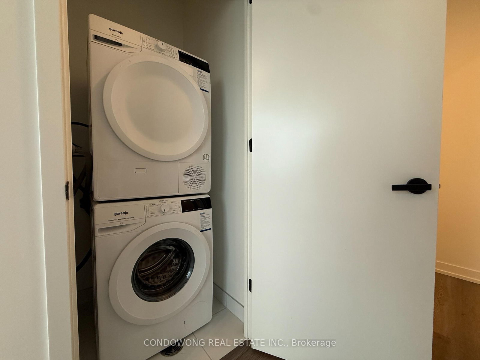 8 Interchange Way, Unit 6006 - Photo 10