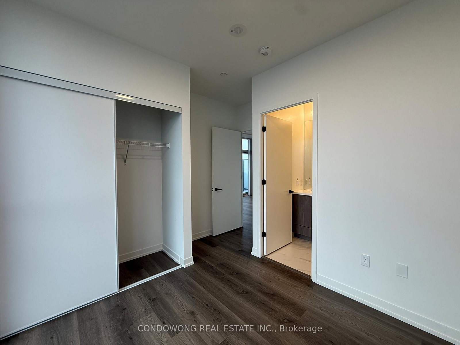 8 Interchange Way, Unit 6006 - Photo 5