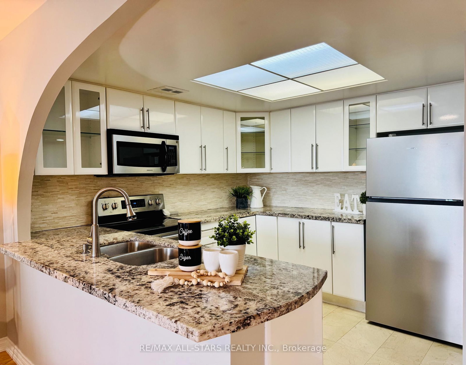 7601 Bathurst Street • #402 • Vaughan, ON photo 11