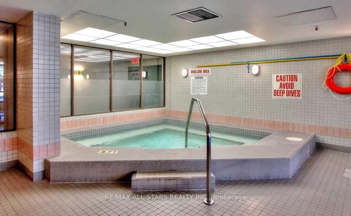 7601 Bathurst Street • #402 • Vaughan, ON photo 22