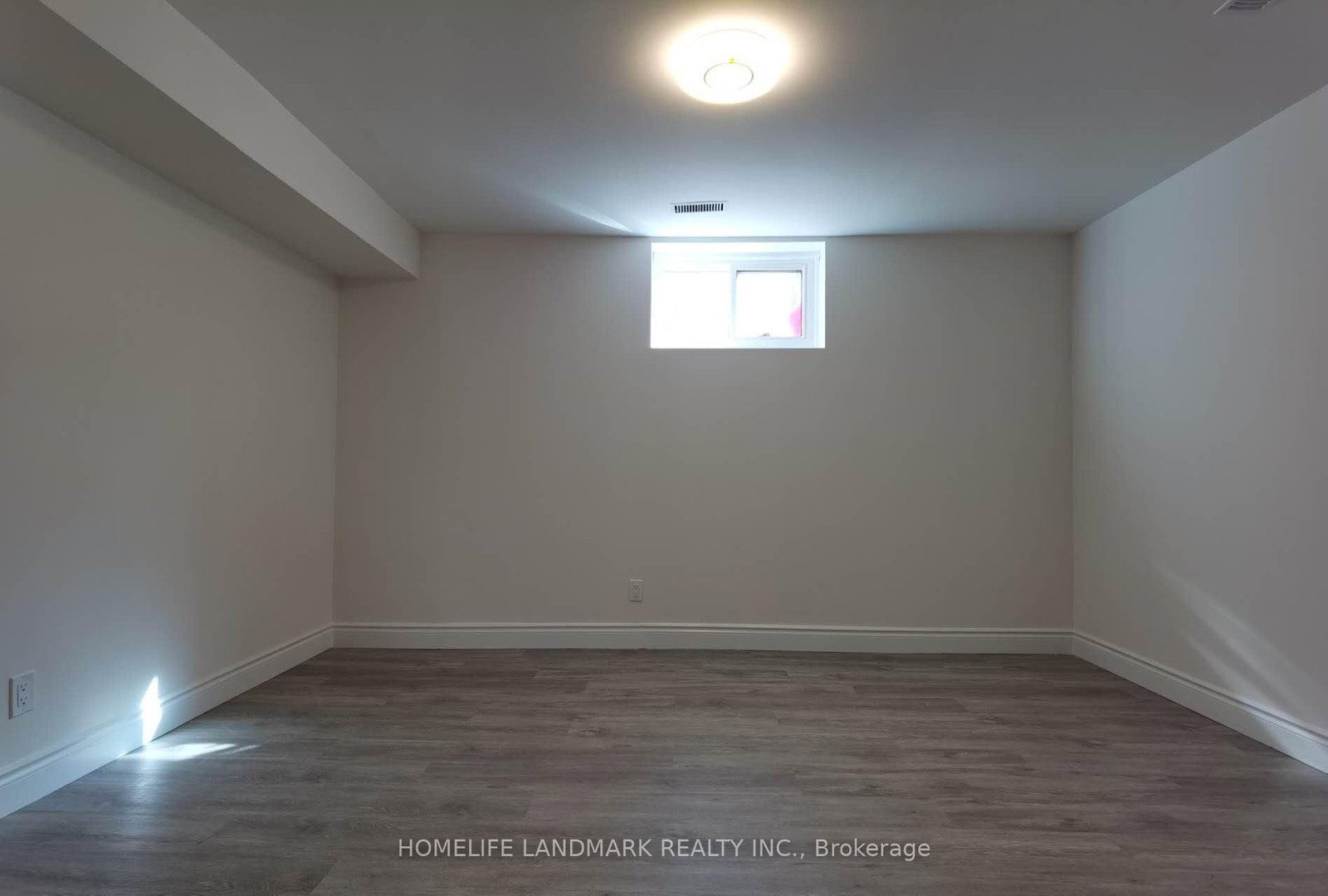 1052 Elgin Street, Unit Lower - Photo 6