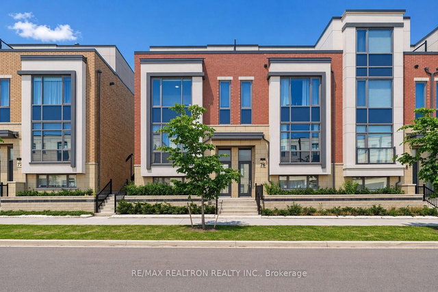 74 William Saville Street E