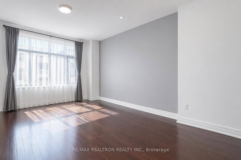 74 William Saville St E, Markham, L3R 1L3 | Image 2