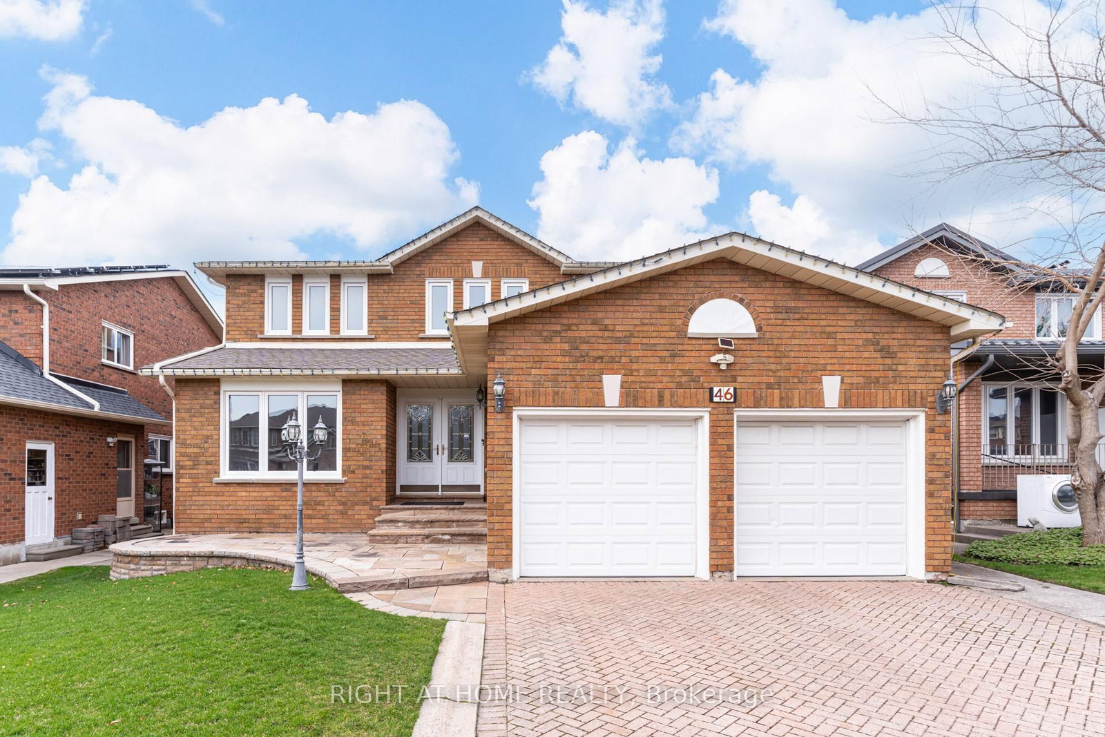 Detached House for sale at 46 Hewlett Crescent, Markham, Ontario, L3P 7J8 - Markville - MLS: N13009654