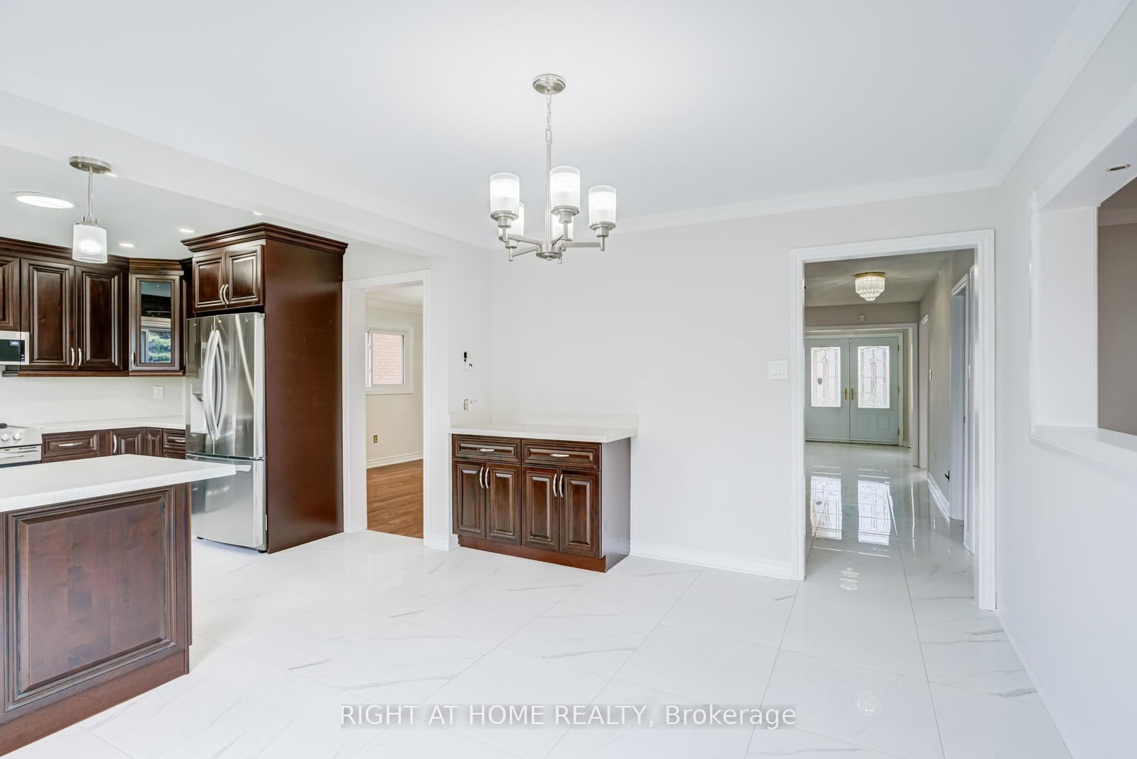 Detached House for sale at 46 Hewlett Crescent, Markham, Ontario, L3P 7J8 - Markville - MLS: N13009654